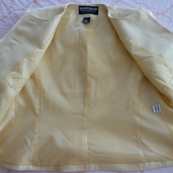 Elegant Suit As New - Picture 4 of 10